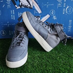 Nike High-Top Sneakers in Gray